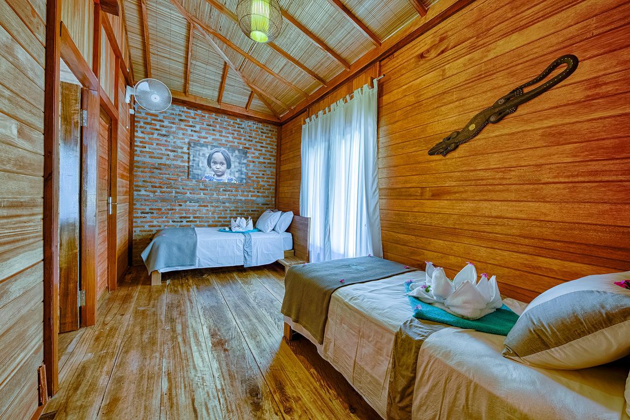 Kuda Laut Boutique Dive Resort Bunaken Exteriör bild