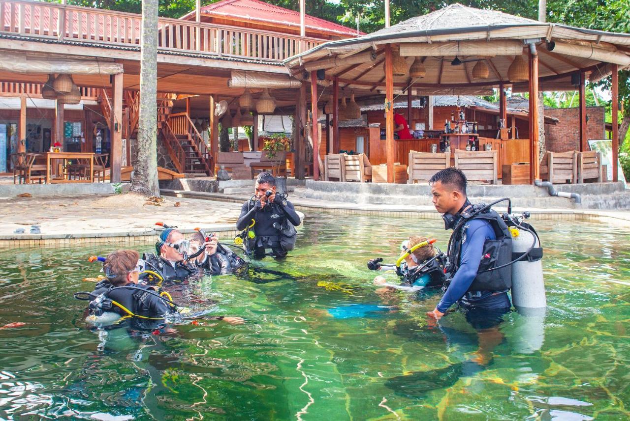 Kuda Laut Boutique Dive Resort Bunaken Exteriör bild